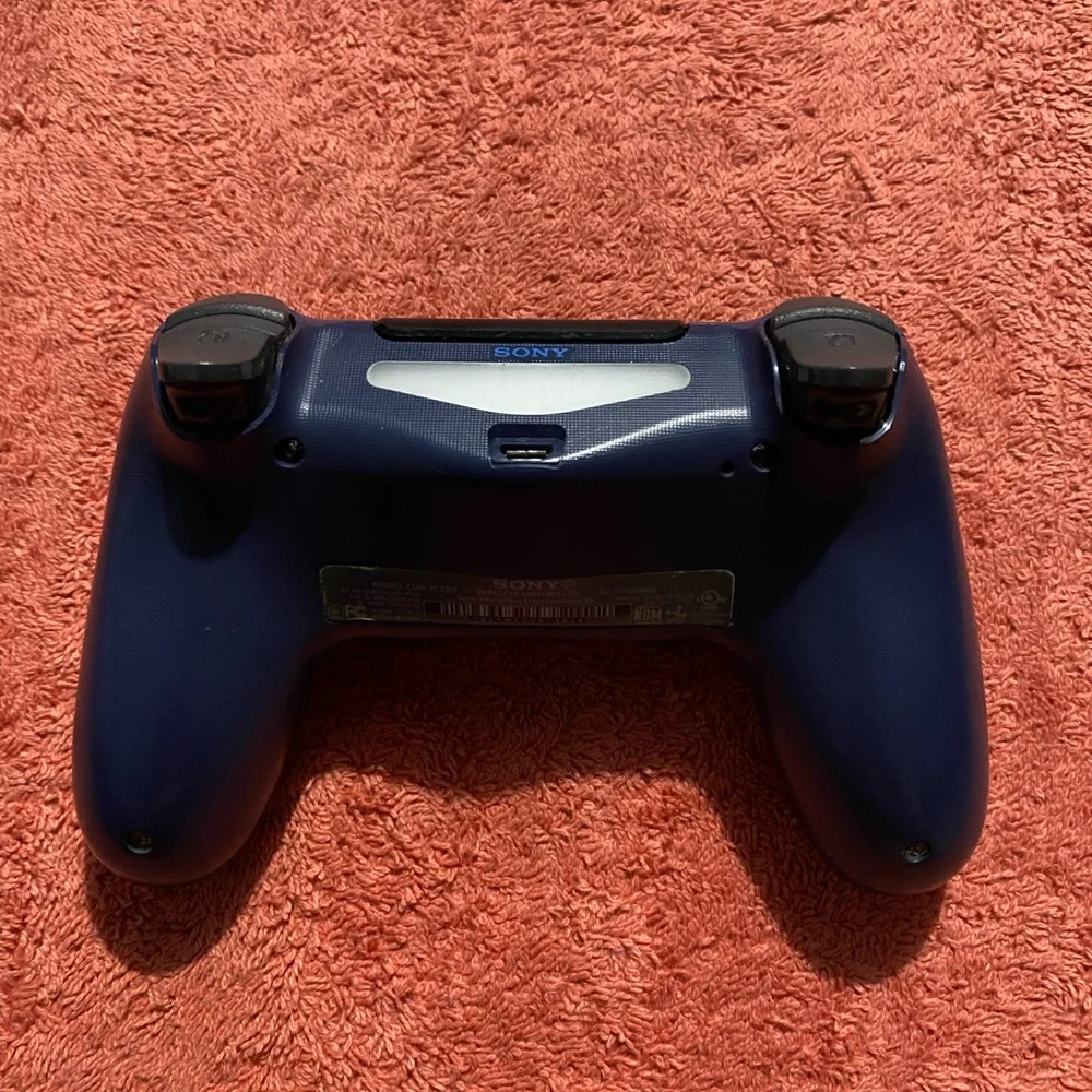 PlayStation 4 DualShock Wireless Controller Midnight Blue